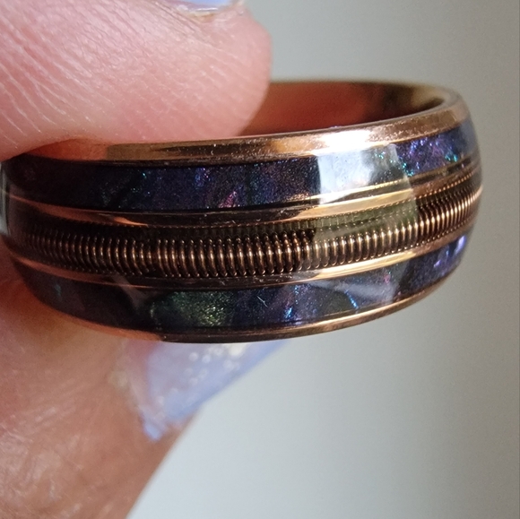 Stainless Steel goldtone band/ring Size 9. - Picture 2 of 7